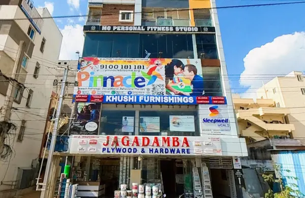 Building and Pinnacle signage at Khajaguda, Mehdipatnam.